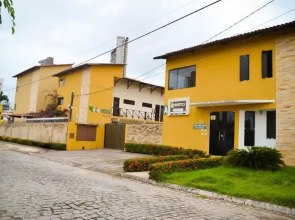 Coco Verde Flats