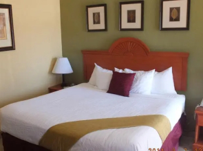 Best Western Desert Aire