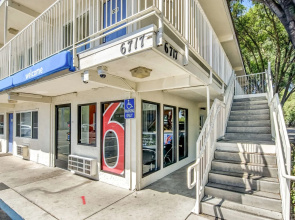 Motel 6 Stockton, CA - North