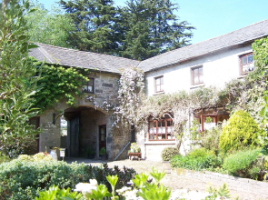 Ballinacourty House