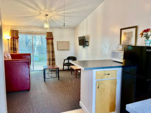 Saco River Motor Lodge