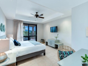 Tropical Retreat for Families or Small Groups