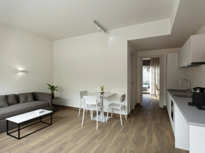 One Bedroom Apartment with Outdoor Jacuzzi