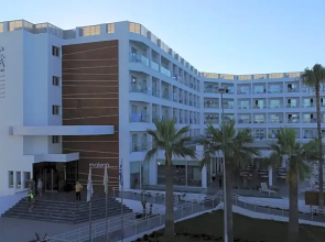 Evalena Beach Hotel Apartments