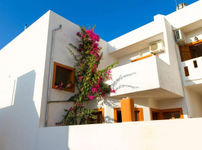 Ideal Hotel