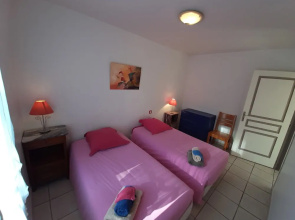 Puravida Lodge and Apparts