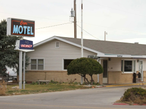 Capri Motel