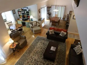 Charkarohen Dr. 8, Forest Ridge- Lincoln