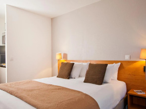 Séjours & Affaires Pantin Charles de Gaulle