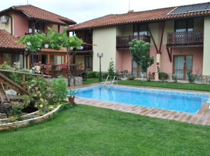 Family hotel Complex Gradina