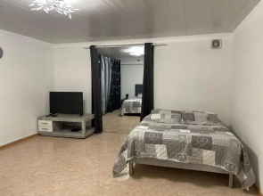 Appartement dans maison à Corbelin proche Walibi