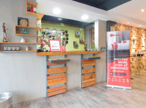 RedDoorz Plus @ Taft North Mandurriao