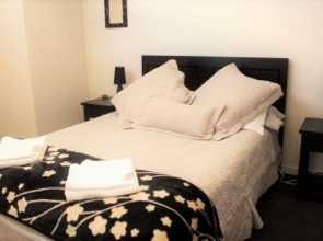 Apartment 01