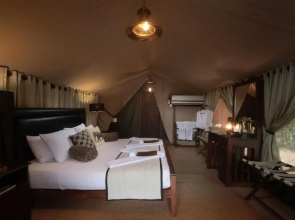 Leopard Trails Yala