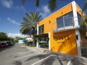 Quint's Travelers Inn