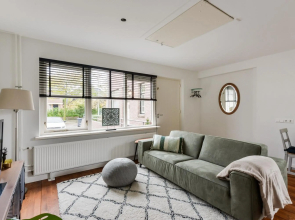 Luxury Garden View Apartment