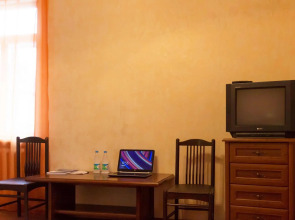 Парк-Отель Май