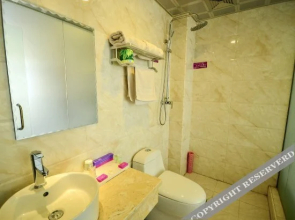 Tailong Business Hotel