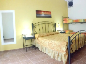 House With 2 Bedrooms in Vulcano, With Enclosed Garden - 800 m From the Beach