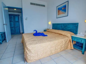 St. George Gardens & Suites