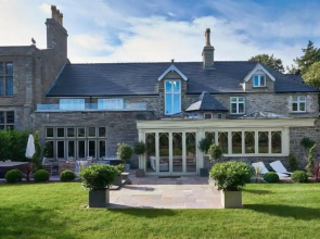 Lanelay Hall Hotel & Spa