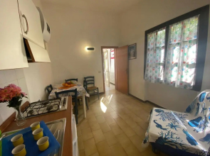 "beautiful Apartment for 4 pax at 120 mt. From the Beach"