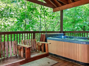 Yurt I Game Room Hot Tub I Sleeps 8 I 2BR 2BA