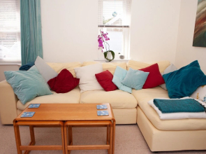2 Bedroom Flat Close To Bristol City Centre