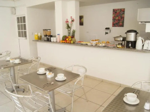 Basic Hotel Centenario by Hoteles MS