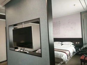 Silk Road Shenzhou Hotel