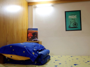 Xizi International Youth Hostel (Chaoyang Plaza Xiguan Night Market)