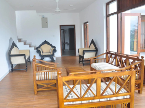 Ameesha Lodge Apartment