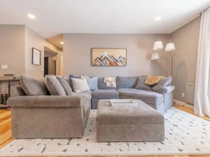 Vibrant Boho Family Home 3 Bed Pet Friendly UNR