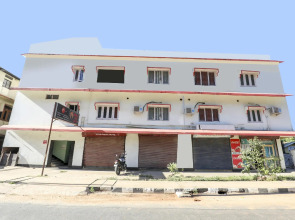 Eden Villa by OYO Rooms