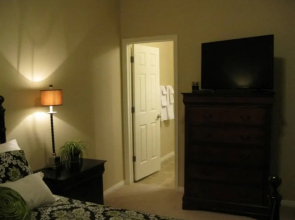 Donald Mcgregor 3 Bedroom Condo