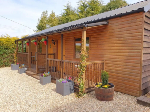 Lyonshall Lodge