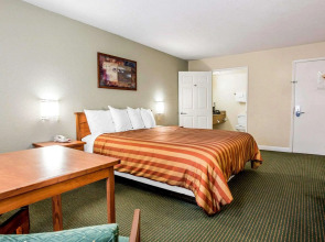 Hotel Avenida, San Clemente Beach