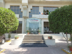 City Hotel