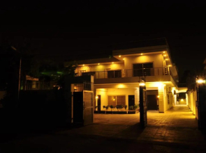 Reina Boutique Hotel - G6