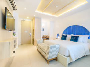 Costa Village Bangsaray