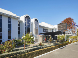 Pavilions Hotel