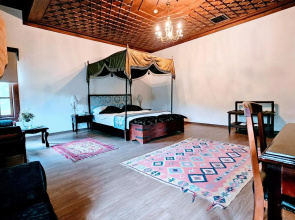 Otanti̇k Club Hotel & Spa