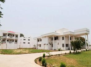 Capital O 41450 Tiger Den Resort