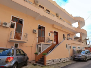 Apartments and Rooms Armanda