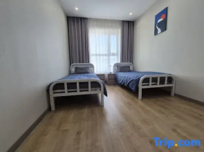 Spacious Central 2BR | 10 Guests | Near essentials