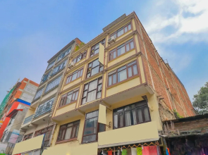 OYO 657 Hotel Everest Mount Holiday
