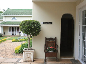 Valley Lodge