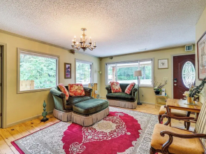 Eureka Springs Rental - Walk to Downtown!