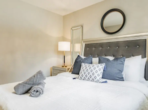 Trustcott Boutique House