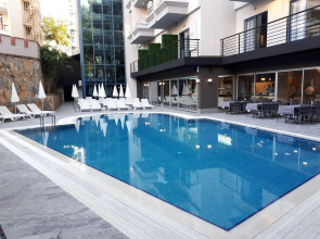 Ramira City Hotel - Adults Only